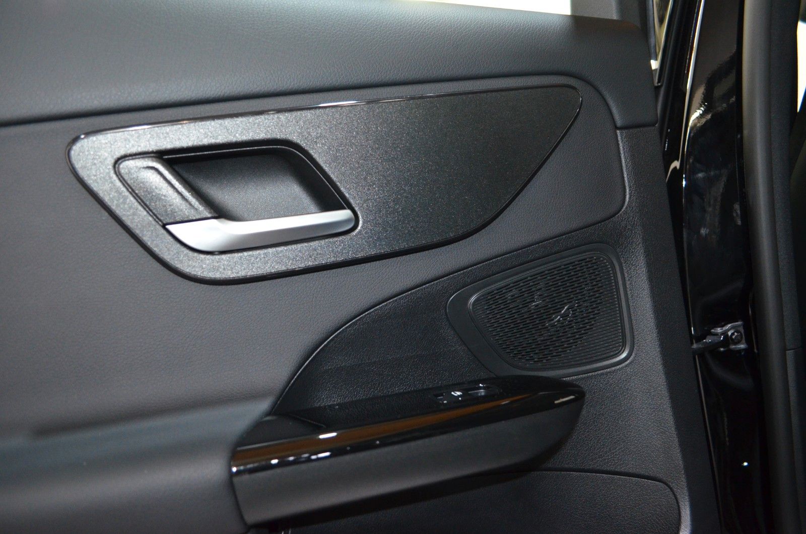 Mercedes-Benz C 220 – Bild 18
