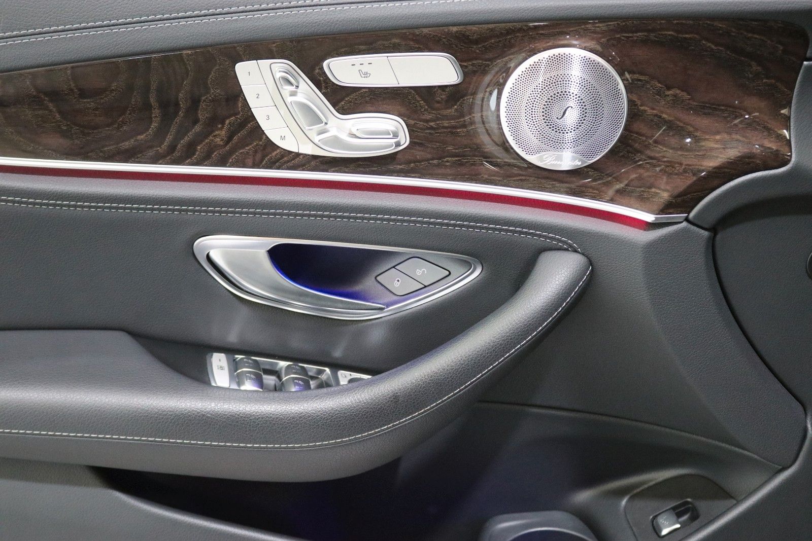 Mercedes-Benz E 400 – Bild 20