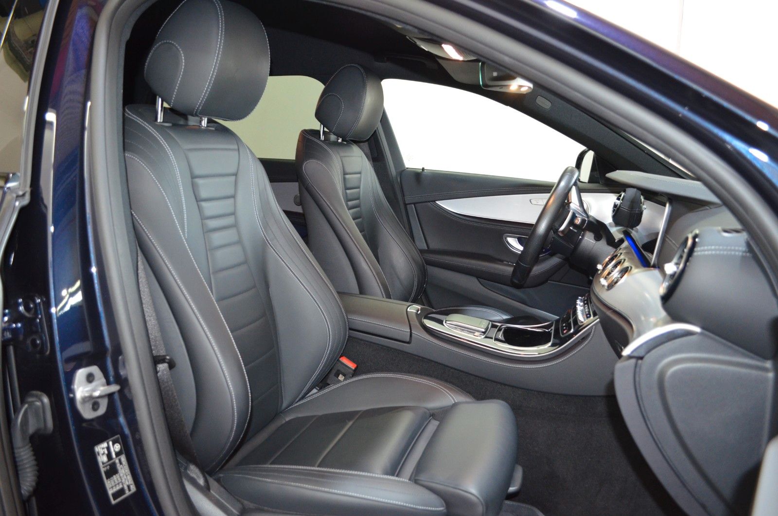 Mercedes-Benz E 400 – Bild 16