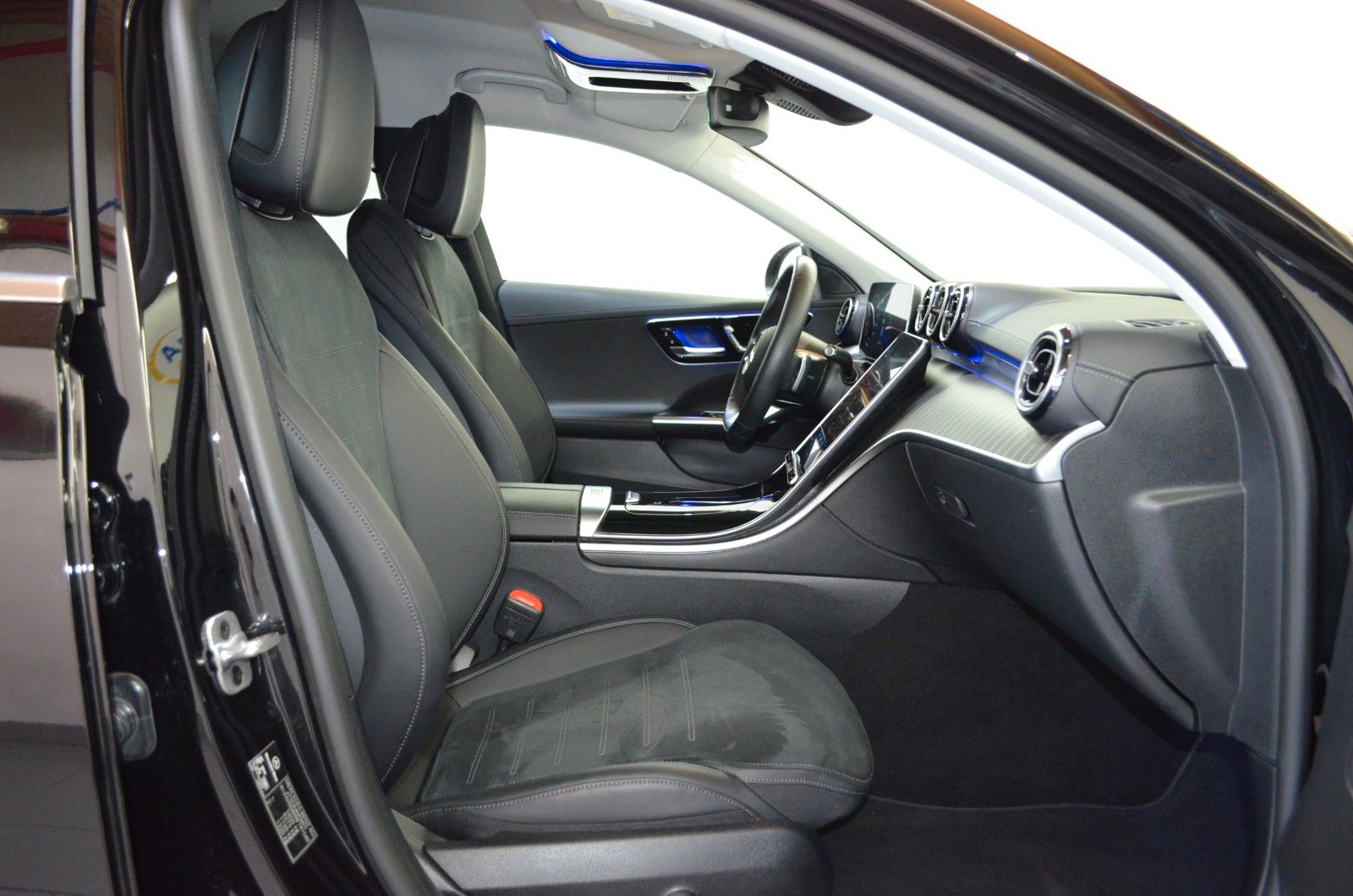 Mercedes-Benz C 200 – Bild 14