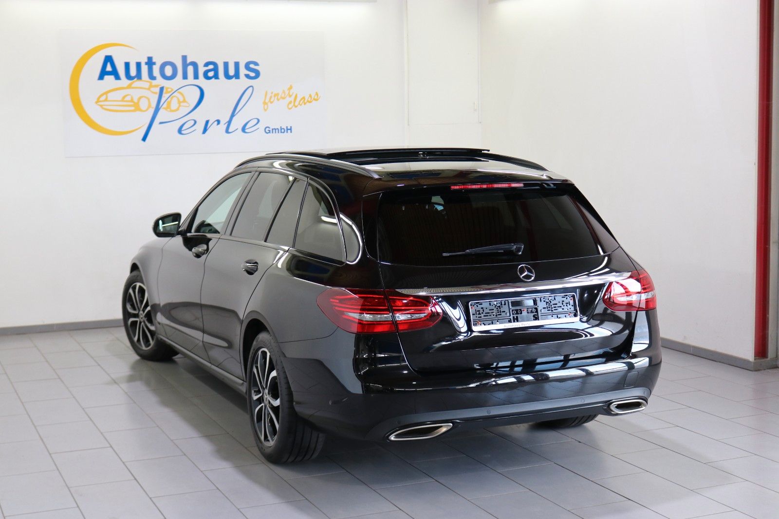 Mercedes-Benz C 300 – Bild 3