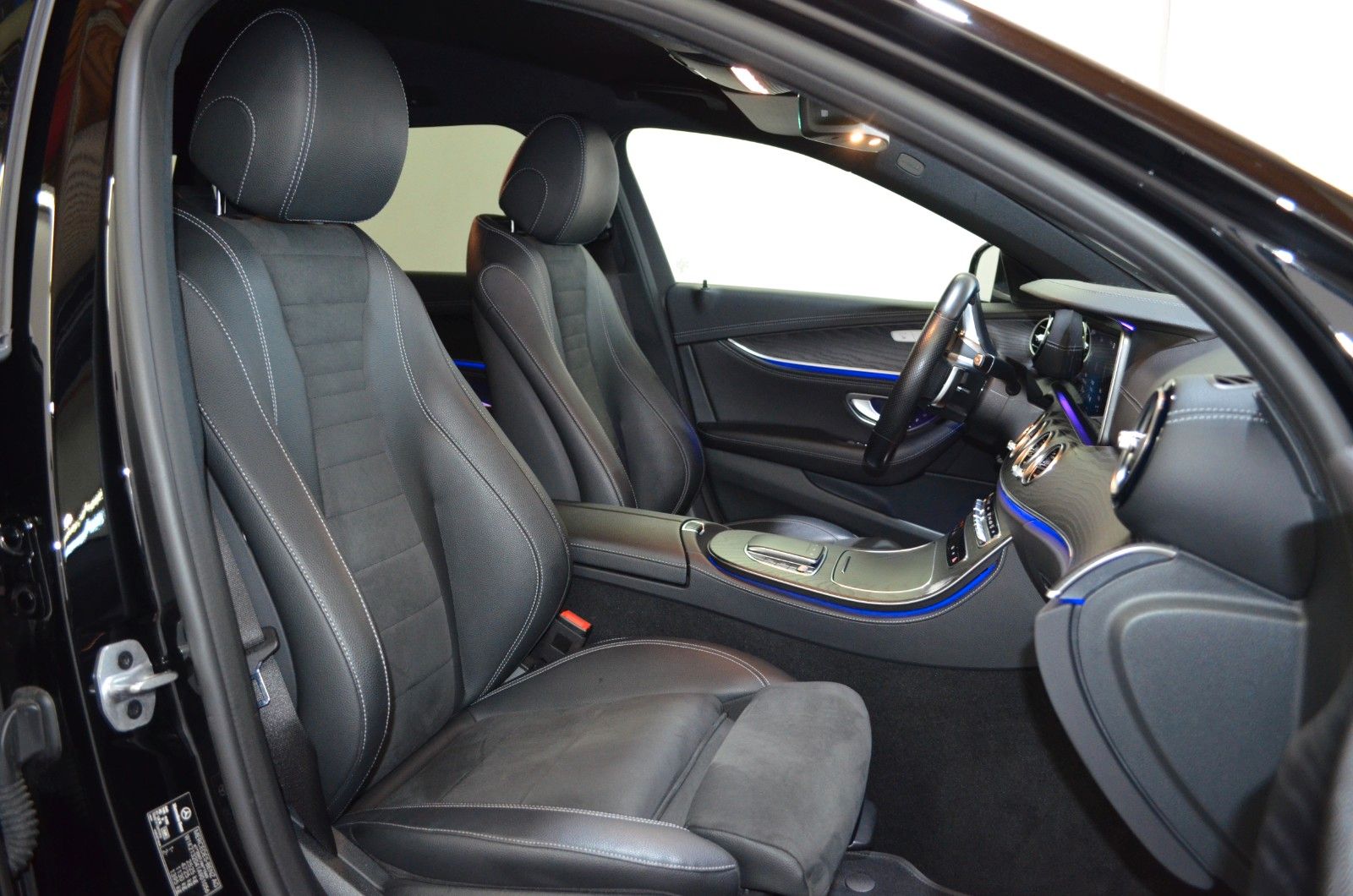 Mercedes-Benz E 220 – Bild 15