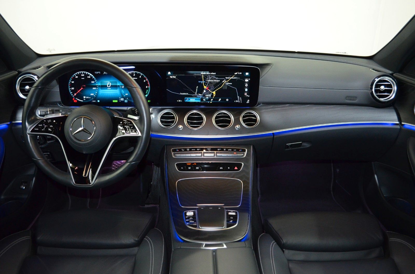 Mercedes-Benz E 300 – Bild 6